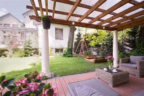 51 Covered Deck Designs and Ideas (Photos)