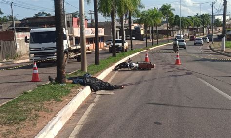 Caminhonete Colide Contra Moto E Mata Mec Nico Na Avenida Amadeo