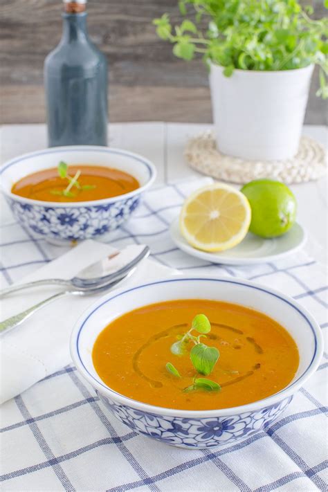 Probamos Por Primera Vez Esta Sopa Turca De Tomate Y Lentejas Hace Ya