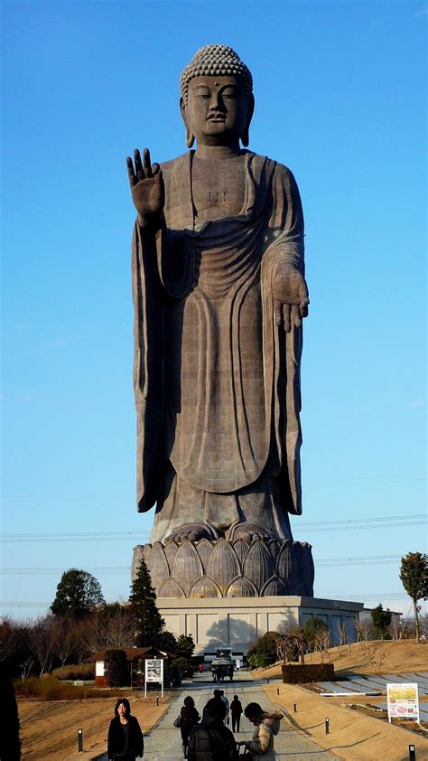 Ushiku Daibutsu Wielki Budda Ushiku W Japonii