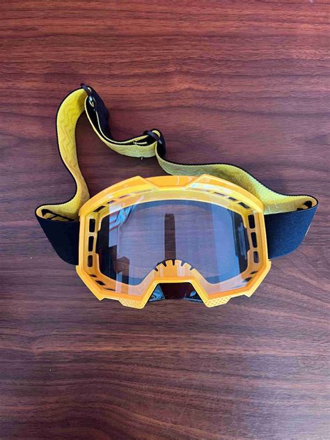ANSWER APEX 1 GOGGLES - Fusion Cycles Inc.