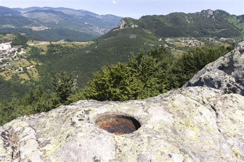 Thracian Valley Bulgaria The Thracian Tombs In Bulgaria