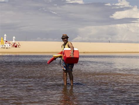 Os Farofeiros Elenco Compartilha Perrengues De Viagens Reais