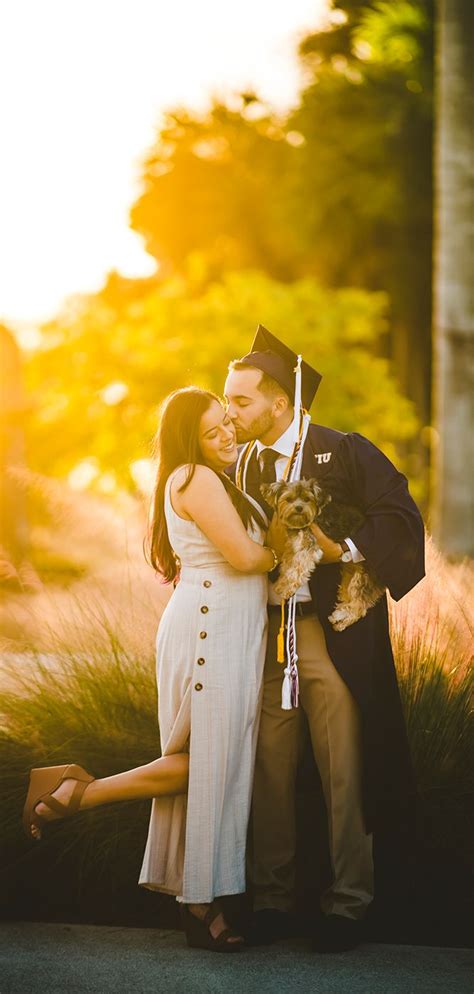 Miami Graduation Photographer Margi Rentis Photography Grad Photo