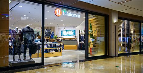 lululemon outlet toronto canada covid