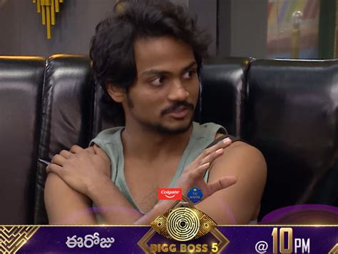 Bigg Boss Shanmukh Controlling Siri