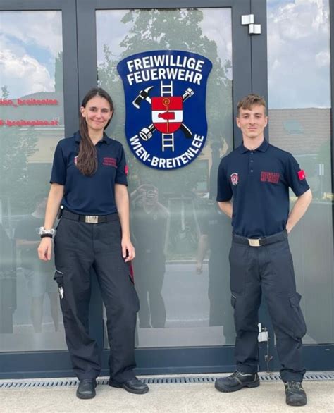 Neue Sterne Freiwillige Feuerwehr Wien Breitenlee