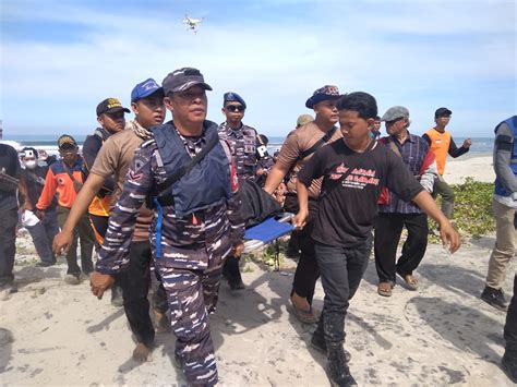 Tim SAR Lanal Bengkulu Turut Serta Dalam Pencarian Warga Palembang Yang