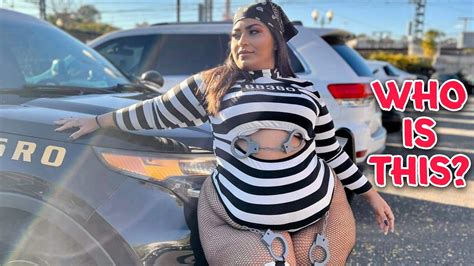 Peach Johana Curvy Plus Size Fashion Model Biography Body