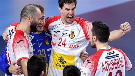 Handball Em Spanien Und Mazedonien Weiter D Nemark Patzt Der Spiegel