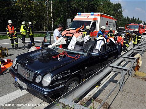 Langer Stau Nach Schwerem Auffahrunfall Auf A 7