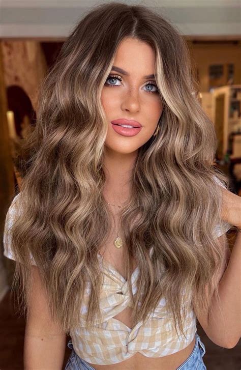 Trendy Hair Colour For Every Women Blonde On Bronde