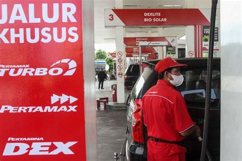 Foto Konsekuensi Mobil Yang Biasa Konsumsi Pertamax Beralih Ke