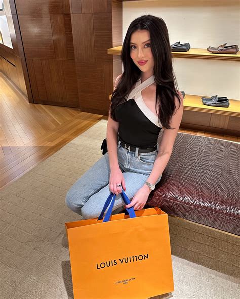 Leah Fennelly | Take me out to the ball game ⚾️ #tampabayrays #