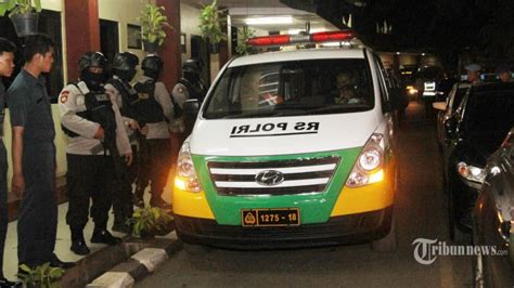 Briptu Fandy Korban Kerusuhan Mako Brimob Dimakamkan Di Magelang