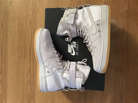 Lpu Sfaf1 Stringgum Thoughts Rsneakers