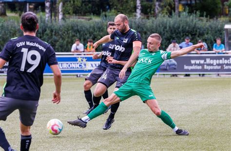 Fu Ball Bezirksliga Bb Cw Aufsteiger Gsv Maichingen Ii Feiert