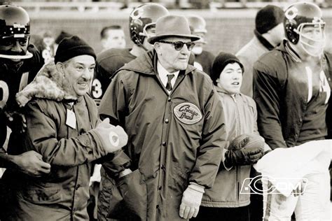 Chicago Bears Mobile: George Halas | http://yi.nzc.am/bsvBaB | Football hall of fame, Chicago ...