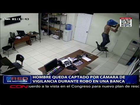 Video Hombre Queda Captado Por Cámara De Vigilancia Durante Robo En Una Banca