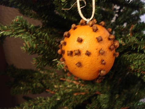 Olde Pear Primitives Orange Pomander Ball Ornament Tutorial