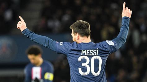 Paris Saint Germain Angers Lionel Messi Marque Au Retour Alors Que