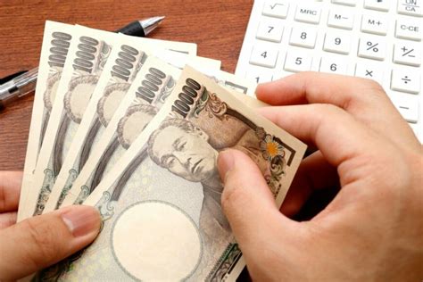 【秋頃か】政府は年金生活世帯や低所得者世帯へ「追加の給付金」を検討！住民税非課税世帯等への10万円給付は「2023年度にもらった人」は対象外