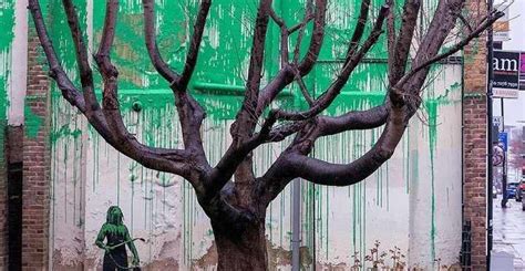 Banksy reaparece con obra que revive árbol en parque de Londres Lado mx