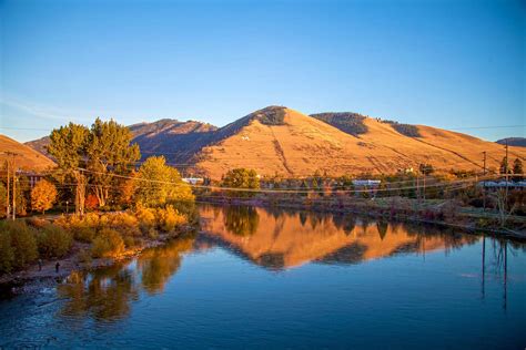 15 Photos That Prove Missoula Is Undeniably Beautiful In The Fall