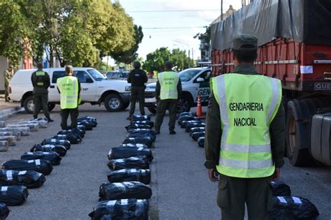 Gendarmer A Detect Kilos De Marihuana En Un Cami N Que Llevaba