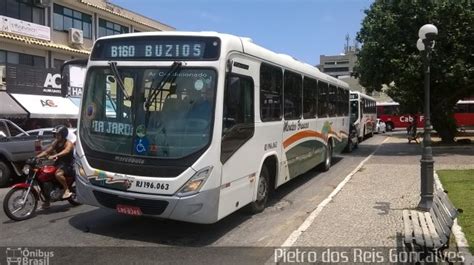 Viação Montes Brancos RJ 196 063 em Cabo Frio por Pietro dos Reis