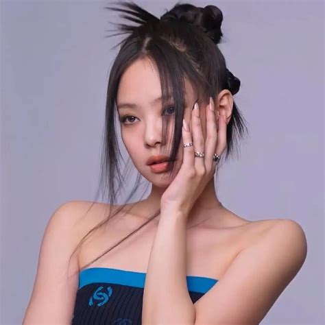 Hair Up Styles Blackpink Jennie Up Hairstyles Role Models