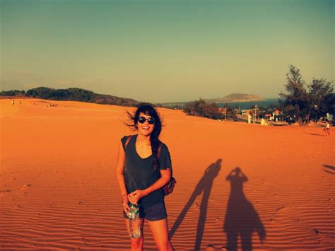 8 Reasons Why You Should Travel Around The World By Yourself By Alore Medium