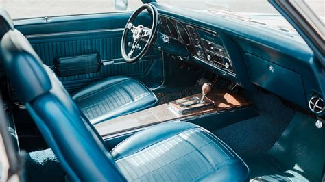 Take A Gander At These 10 Best Muscle Car Interiors