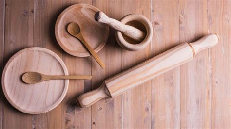 Wooden Utensils Cleaning अगर आप भी करती हैं लकड़ी के बर्तनों का