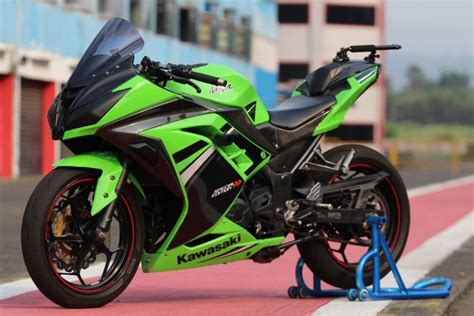 Motor Kawasaki Ninja Modifikasi