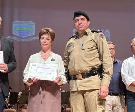 Prefeita de Andradas é homenageada pelo 29º Batalhão de Polícia Militar