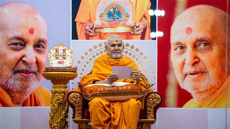 13 March 2022 HH Mahant Swami Maharaj S Vicharan Kanad Surat India