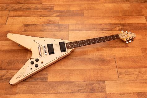 James Hetfield Flying V
