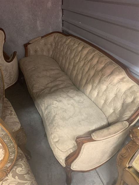 antique sofa couch | Antique sofa, Sofa couch, Sofa