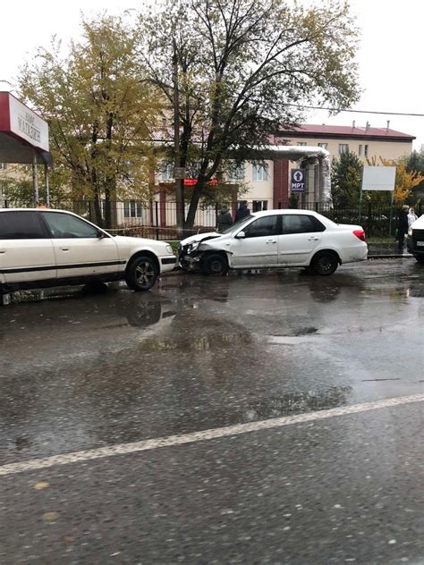 Около остановки «Больничный городок» произошло | На дорогах Балаково ...