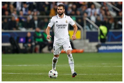 Nacho Fernández Hace Lo Que No Puede Ningún Otro Futbolista Del Madrid