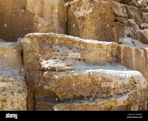 Cerca de minúsculas de los bloques de la Gran Pirámide de Khufu en la