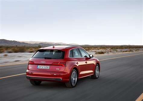 Audi Q5 (Audi Q5) - стоимость, цена, характеристика и фото автомобиля ...