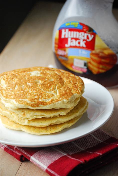 Fluffy Buttermilk Pancakes