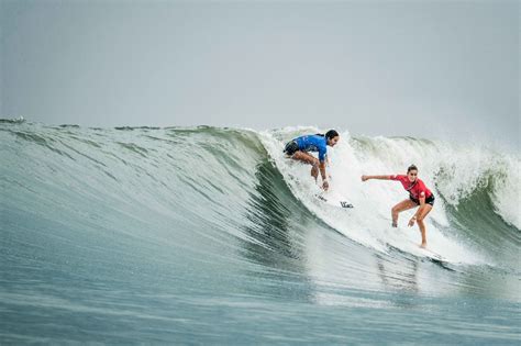 Enam Spot Surfing Terbaik Kelas Dunia Yang Ada Di Indonesia Vakansi Co