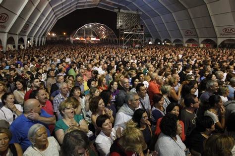 Los Conciertos De San Mateo Vuelven A La Er A Con Una Carpa Para