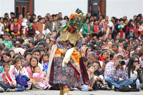 Bhutan: Gangtey/Phobjikha Festival (16-18 September, 2024) - Little Bhutan