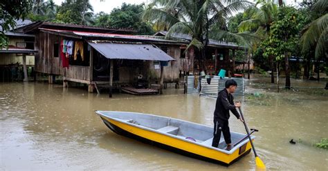 Gua Musang Daerah Terbaharu Dilanda Banjir Harian Metro