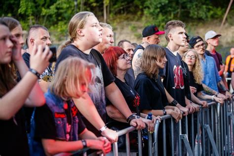 Jastrz Bie Zdr J Carborock Festiwal Oto Co Dzia O Si Podczas