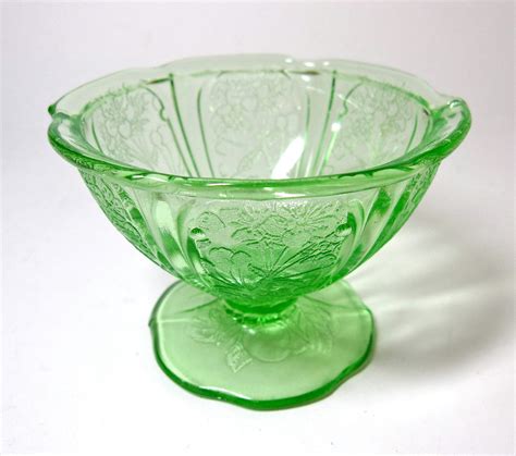 Jeannette Green Depression Glass Sherbet Bowl And Dessert